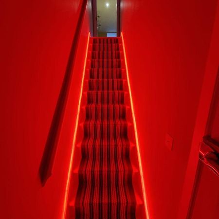 Stylish London Apartment With Terrace & Parking Luaran gambar